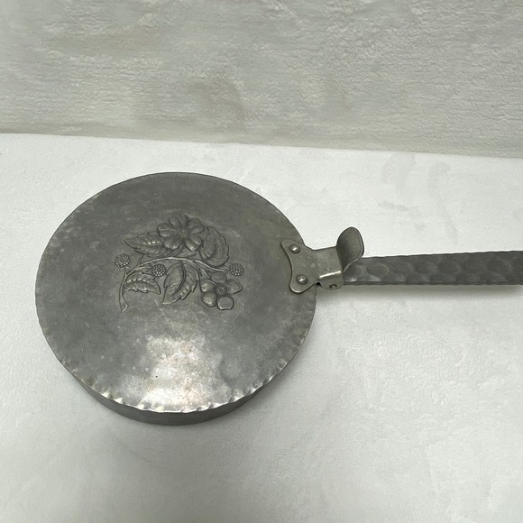 VTG Everlast Silent Butler Pan Hammered Aluminum Pot Pan with Floral Cookware - Picture 6 of 11